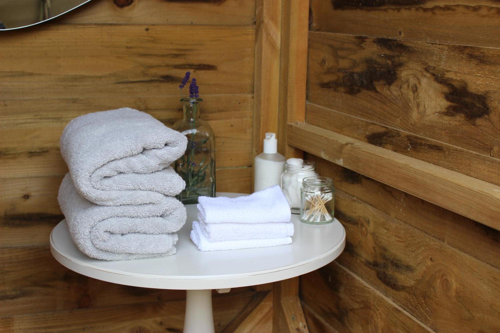 The Yurt At Worcesters Farm Canterbury Esterno foto